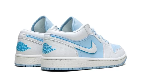 Air Jordan 1 Low SE - Ice Blue