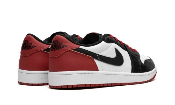 Air Jordan 1 Low OG - Black Toe 2023