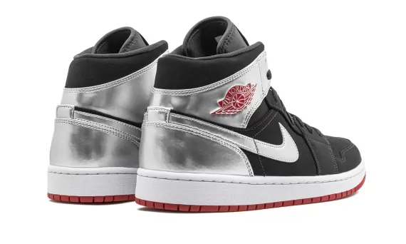 Air Jordan 1 Mid - Johnny Kilroy