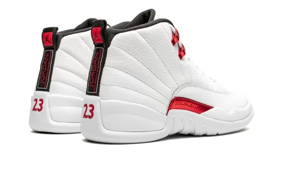 Air Jordan 12 - Twist