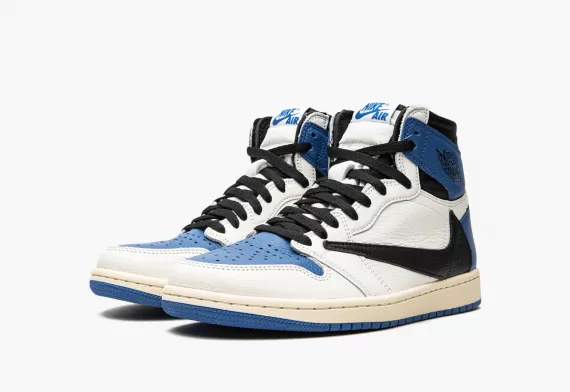 Women Up Your Style: Get the TRAVIS SCOTT X AIR JORDAN 1 HIGH OG SP SNEAKERS Now!