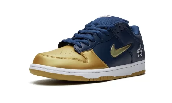 SB Dunk Low Supreme - Jewel Swoosh Gold/Navy