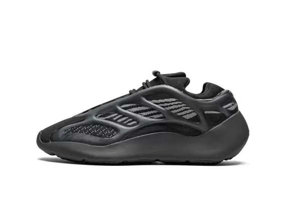 Buy YEEZY 700 V3 - Dark Glow for Men at the Outlet!