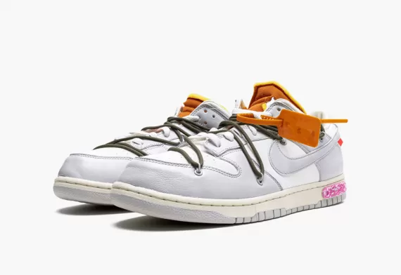 Get Your Women's Nike DUNK LOW Off-White Lot 22 Today - Outlet Sale!