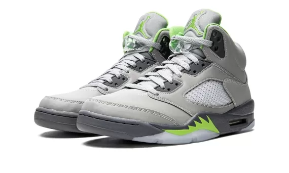 Air Jordan 5 Retro - Green Bean 2022