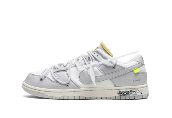 Buy the new Nike DUNK LOW Off-White - Lot 49, specially crafted for women.