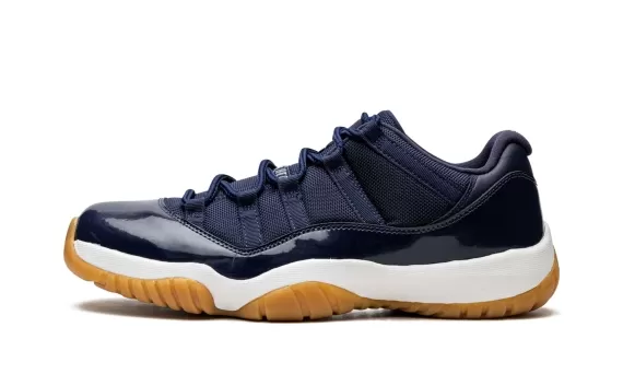 Air Jordan 11 Retro Low - Navy/Gum