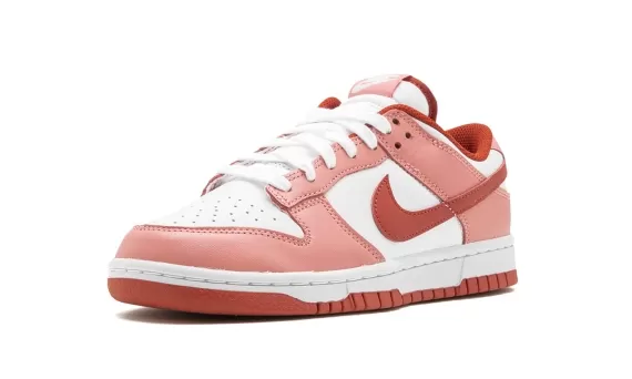 Dunk Low - Red Stardust