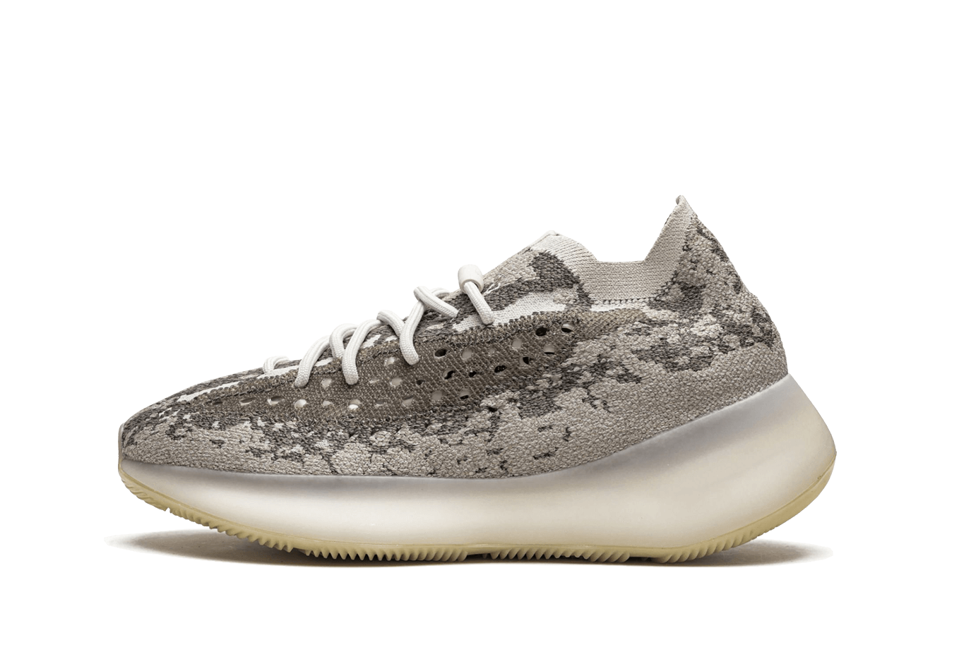 Buy New Kanye West SNKRS     Pyrite