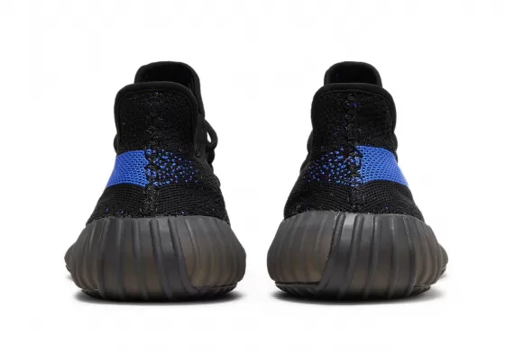 Women's YEEZY BOOST 350 V2 - Look Hot In Dazzling Blue