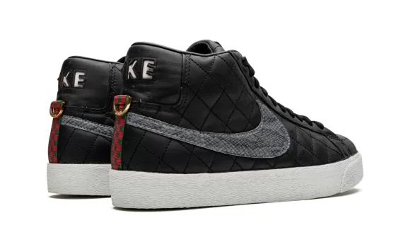 Blazer SB  - Supreme Black