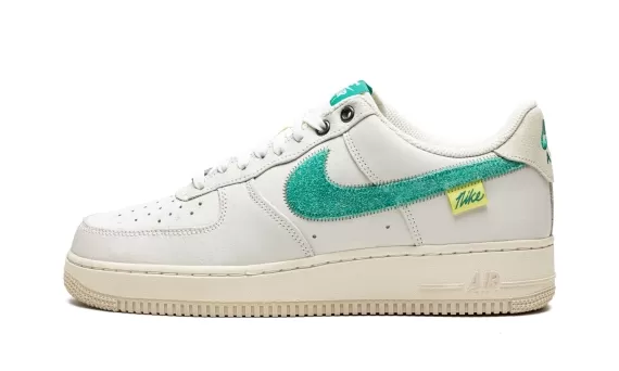 Air Force 1 '07 LV8 Test of Time - Sail / Green Noise