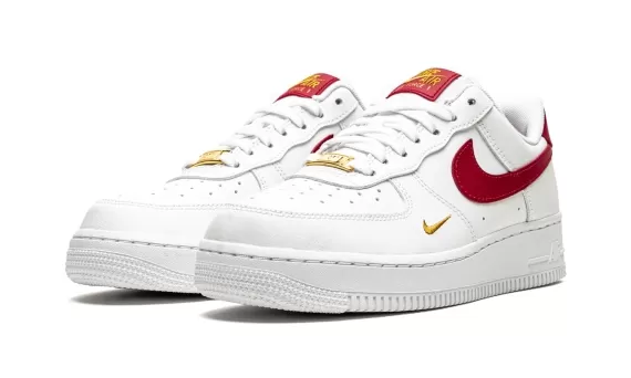 Air Force 1 Low Essential - White / Gym Red