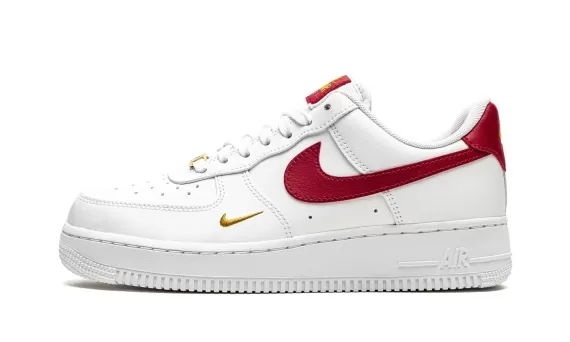 Air Force 1 Low Essential - White / Gym Red