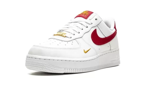 Air Force 1 Low Essential - White / Gym Red