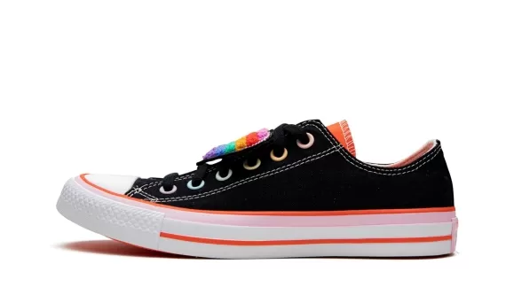 Chuck Taylor All Star Ox - Spread Love