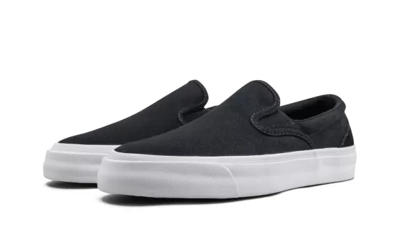 One Star CC Slip - Black/White