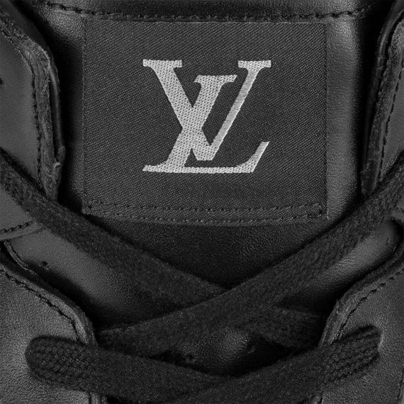 Outlet Shopping? Get the Latest Louis Vuitton Rivoli Sneaker Boot for Men