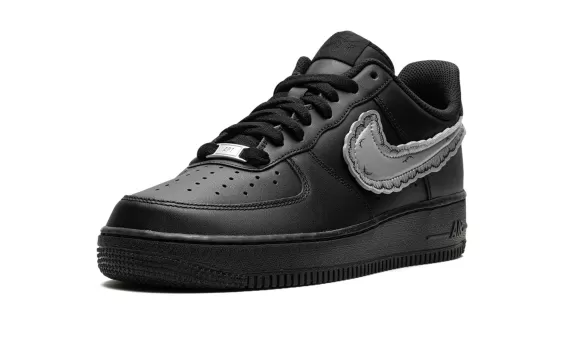 Air Force 1 Low - KAWS x Sky High Farms - Black