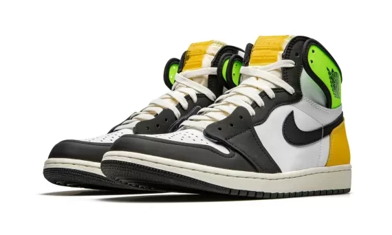 Air Jordan 1 High - Volt Gold