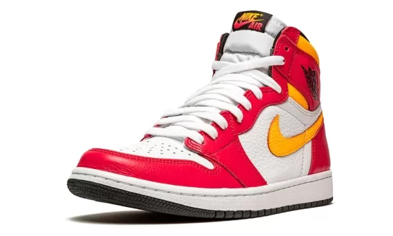 Air Jordan 1 High OG - Light Fusion Red