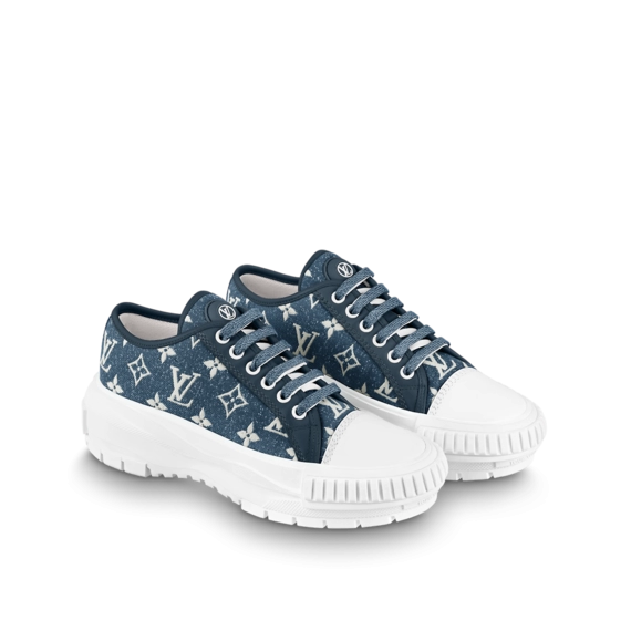 Women, Get Your Lv Squad Sneakers Today at an Outlet!