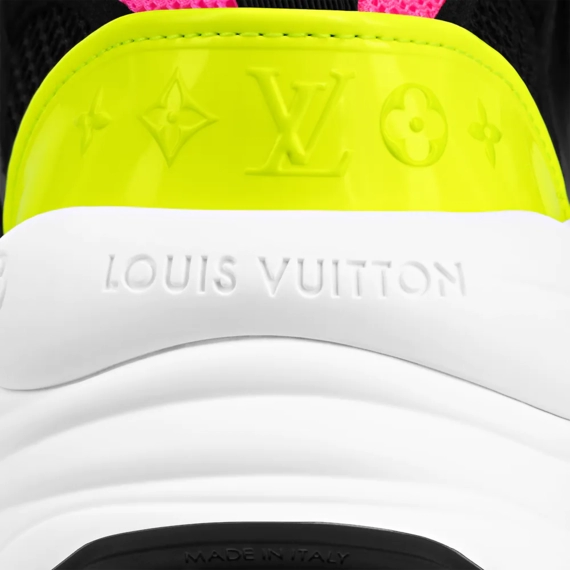 Outlet Women's Louis Vuitton Run 55 Blue Roi Blue Sneaker